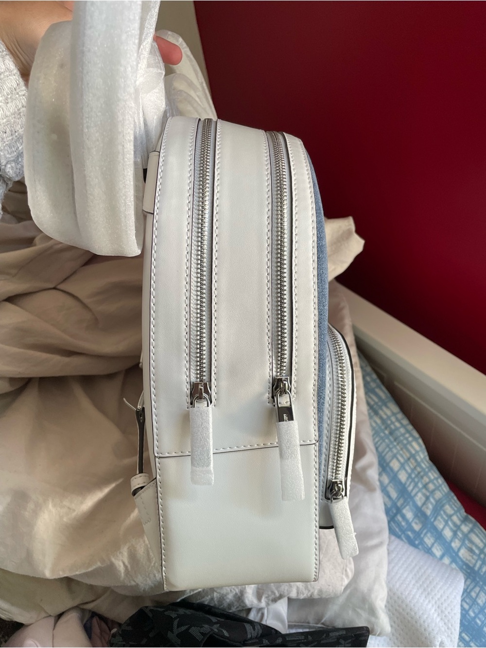 (NEW) Michael Kors jaycee backpack (Limited Edition) - Picture 3 of 3